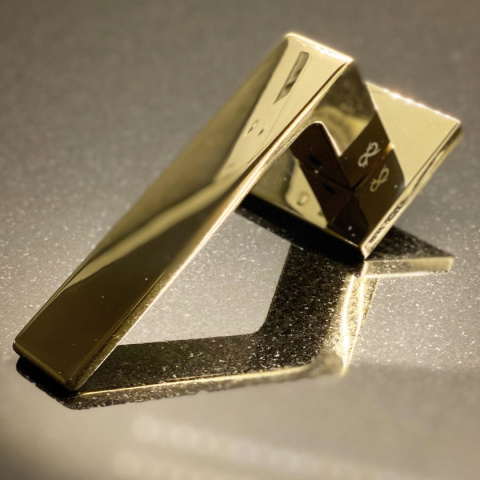 Klamka Apollo fit KAF G00 PVD złota na rozecie kwadratowej Infinity Line Klamka Apollo fit KAF G00 PVD złota na rozecie kwadratowej Infinity Line