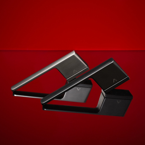 Klamka Enzo fit czarna na rozecie prostokątnej VDS