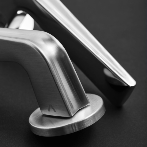 Klamka Radius fit chrom-satyna na rozecie okrągłej VDS Klamka Radius fit chrom-satyna na rozecie okrągłej VDS