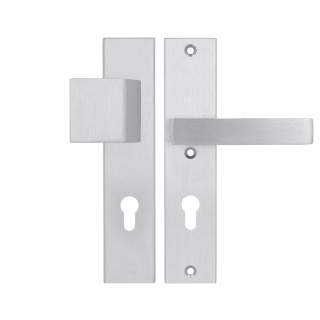 Klamko Pochwyt AXA Royal ++ F1 srebrna rozstaw 72 mm