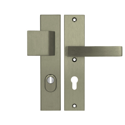 Klamko Pochwyt AXA Royal Flex ++ F9 tytan rozstaw 72 mm