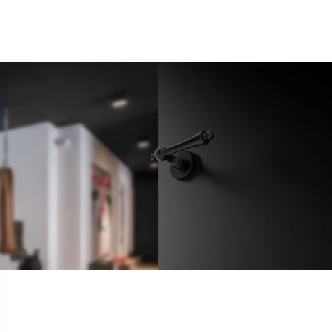 Klamka Century R CL czarna na rozecie okrągłej Corona