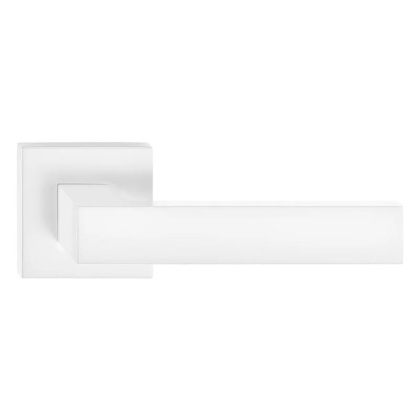 Klamka Focus biała na rozecie kwadratowej Corona