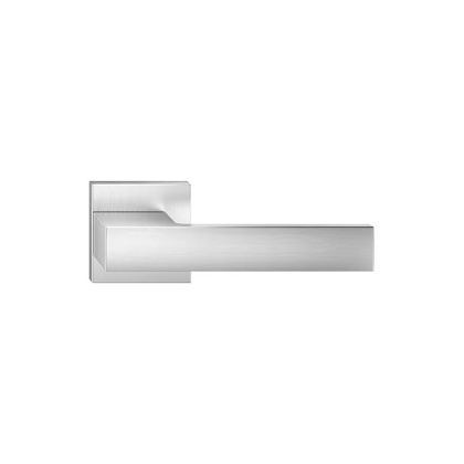 Klamka Grand chrom szczotkowany na rozecie kwadratowej Corona