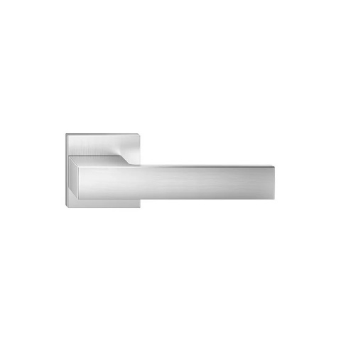 Klamka Grand chrom szczotkowany na rozecie kwadratowej Corona