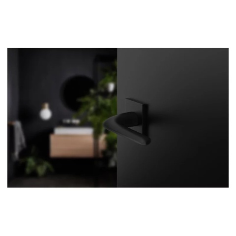 Klamka Moon Slim czarna na rozecie kwadratowej Corona