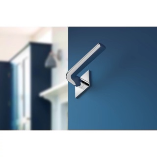 Klamka Scandi Slim chrom błyszczący na rozecie kwadratowej Corona